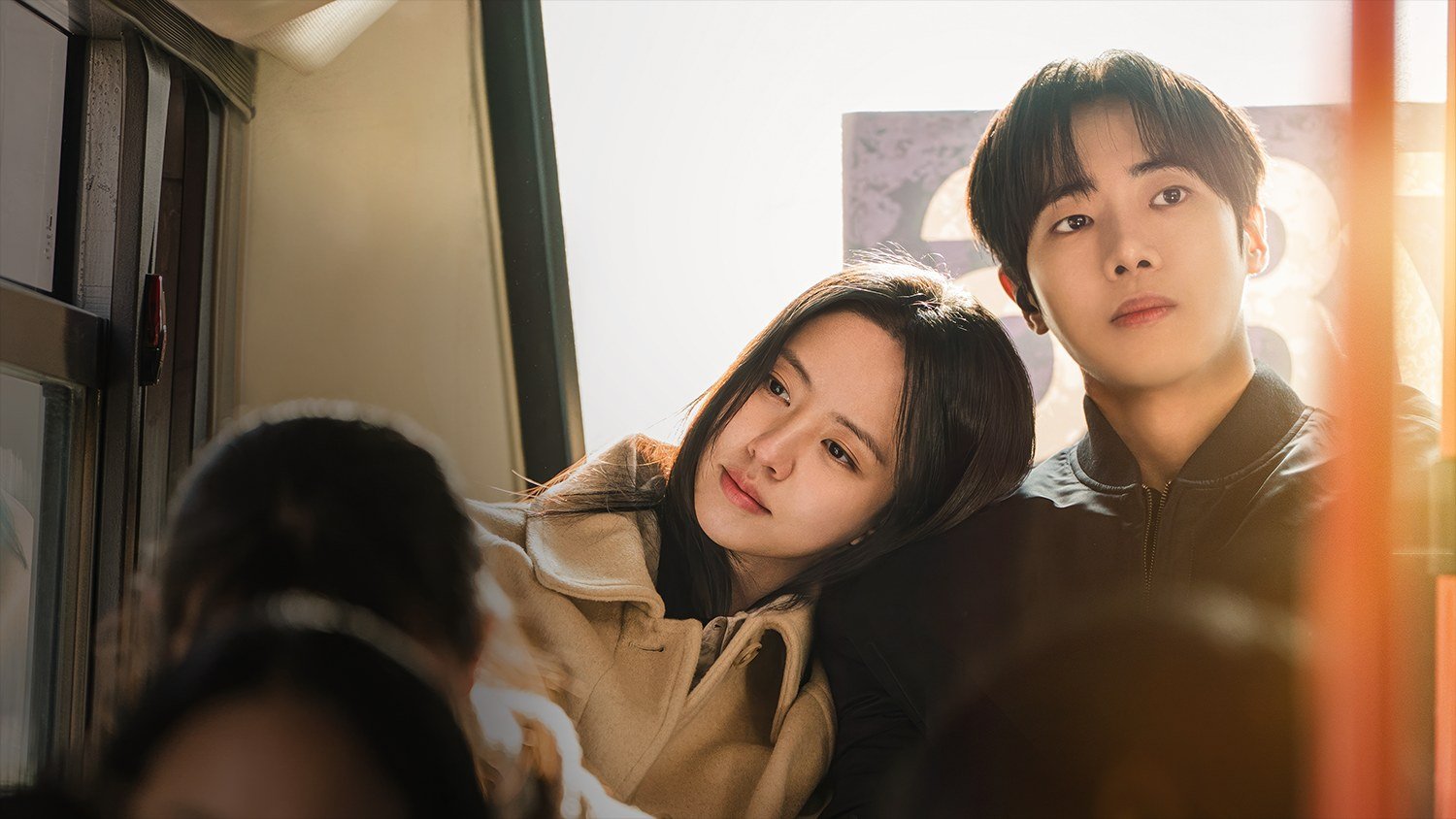 Arte de Entre os Nossos Passos, dorama do Disney+ com Kim So-hyun e Choo Young-woo