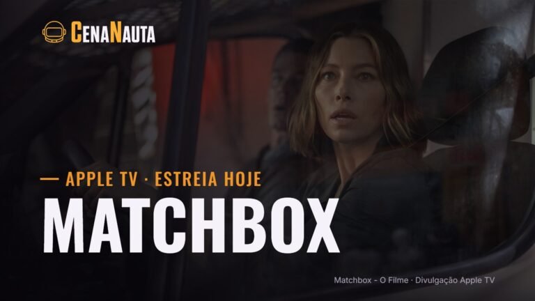 John Cena e Jessica Biel num carro em cena de Matchbox: O Filme
